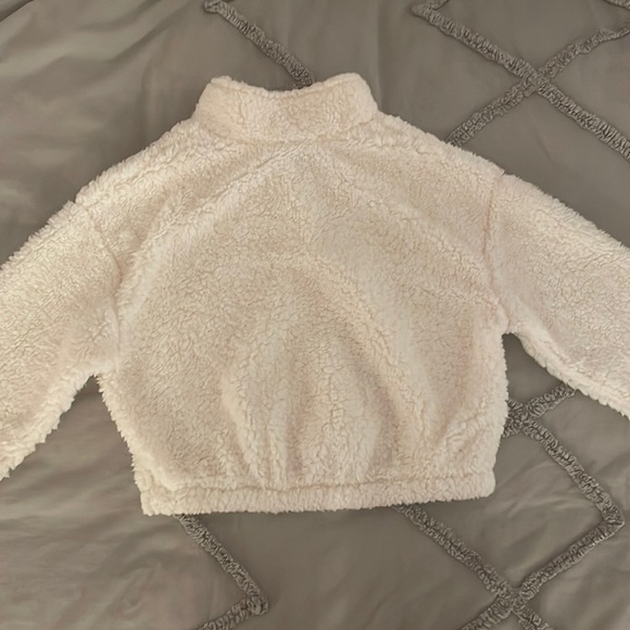 PacSun Women’s Cropped Sherpa - Picture 3 of 3